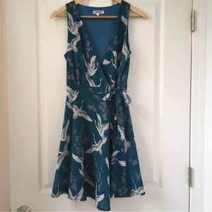 Wrap dress in heron print